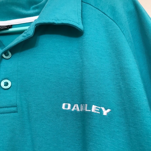 Oakley Designer Polo Shirt. Teal. Size XL. - Picture 4 of 7